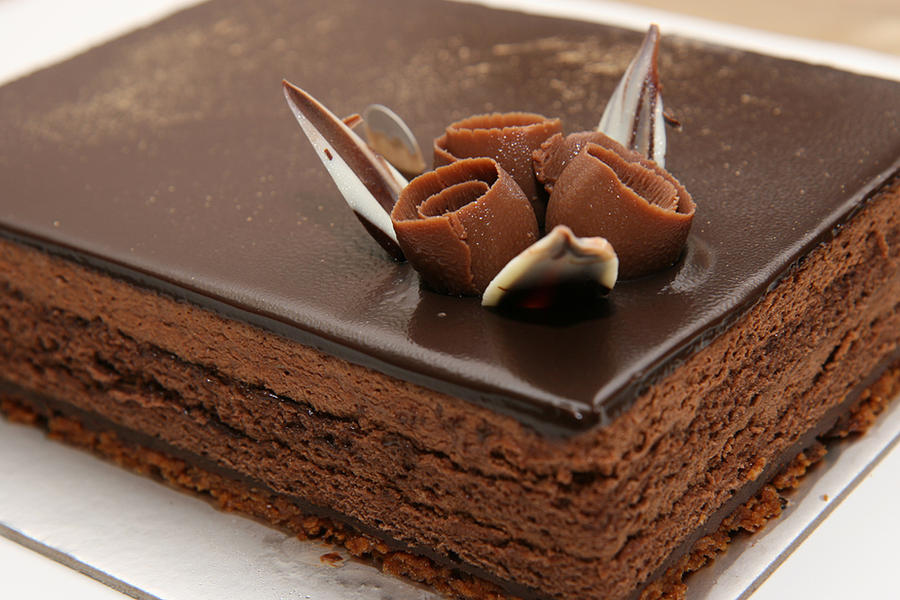 Chocolate_cake_by_patchow.jpg