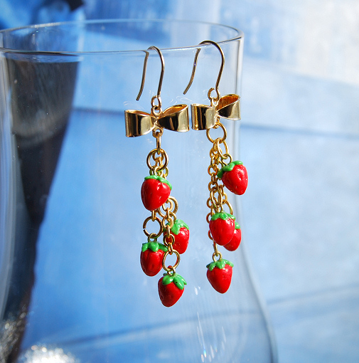 Tiny Strawberries Earrings by Madizzo
