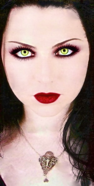 Amy lee eyes are too disagreeable looking to be deliberate pleasing many of