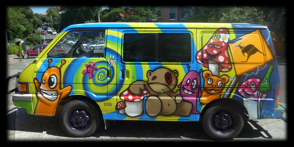 Crazy Graffiti decoration on Van by Graffiti-decoration on deviantART