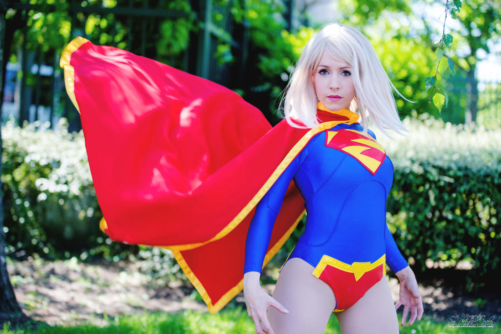 New 52 supergirl cosplay