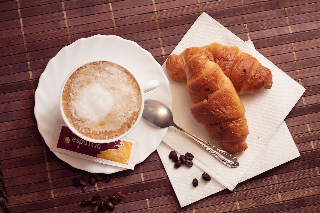 morning_coffee3_by_RomarioRUS.jpg