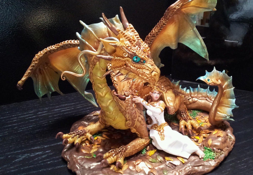 dragon_cake_topper_by_astridmakosla-d737