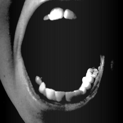 Angry_Teeth_by_Pitrisek.jpg